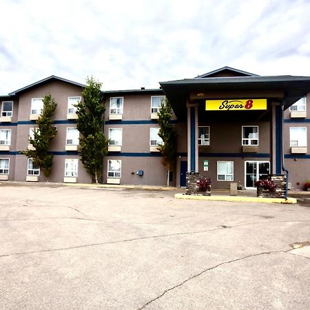 Hotel Super 8 By Wyndham Whitecourt Extérieur photo